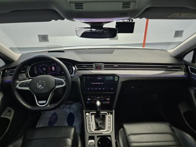 6051501853R7.jpg