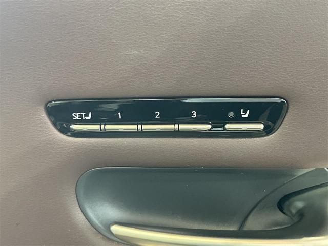 38165e02edd540f988310b344e0d81b7.jpg