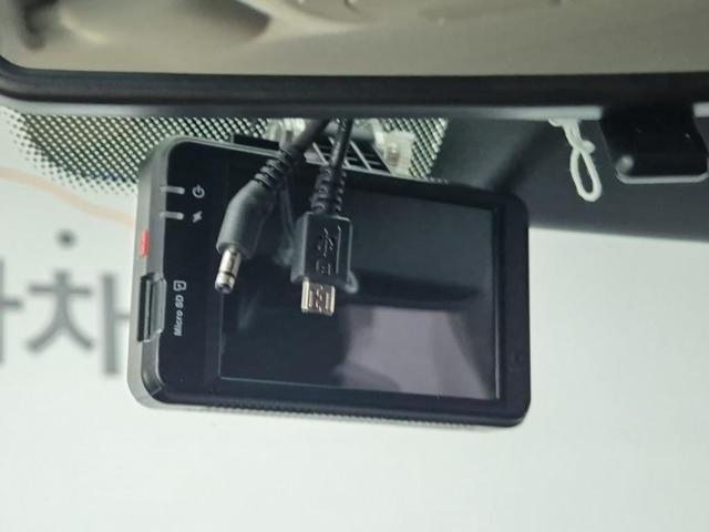 5111001658R15.jpg