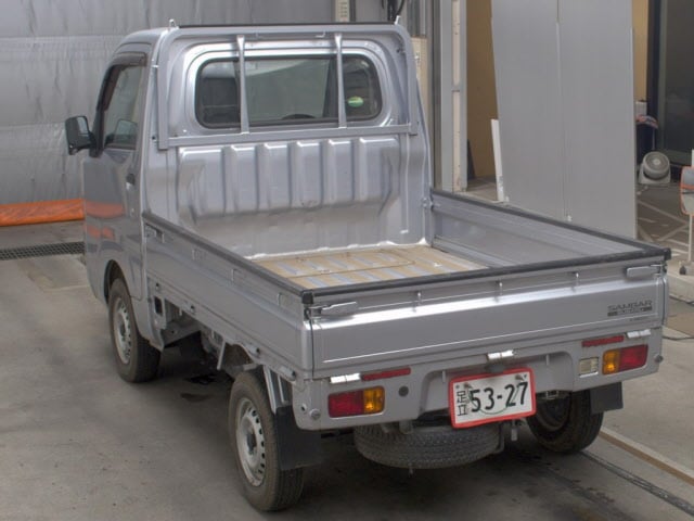 05.jpg