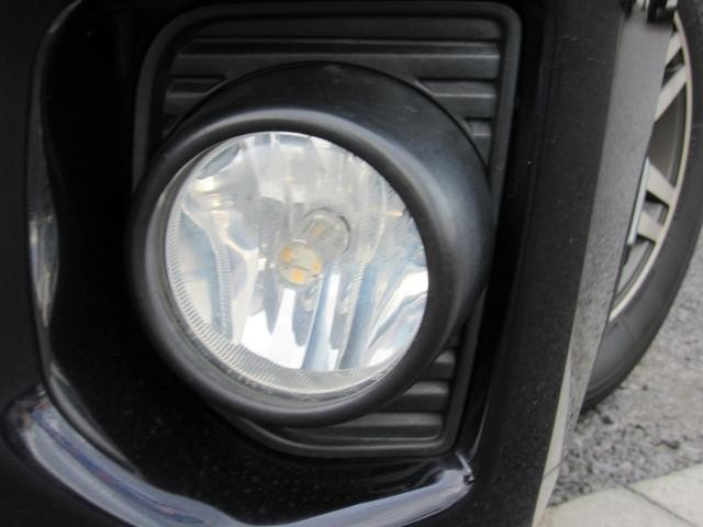 0505254A30261023W00214.jpg
