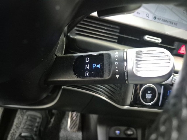 6081502096R8.jpg