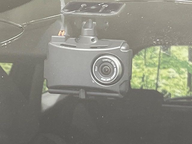 b98cc6f25036c4efd3c6cc48c40a4241.jpg