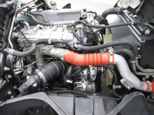28fd9e5dd73a96ae53d3a282f714c021.jpg