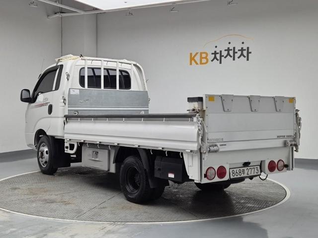 6011000965R2.jpg
