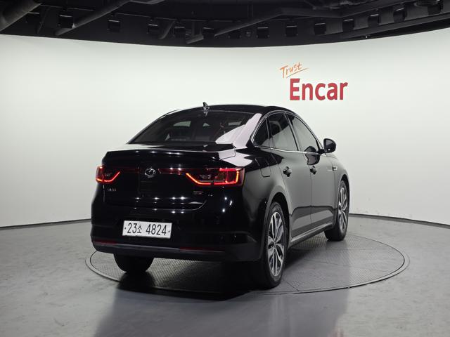 fe51ad780fdaa23e68e9e3879f42dc91.jpg