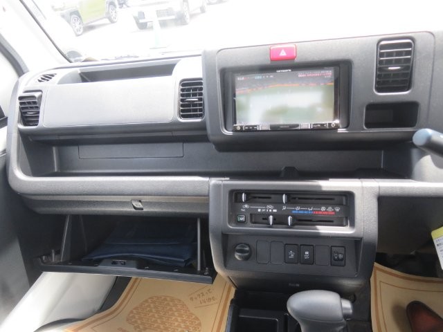 f5d3476ce46408ad9385f0b78a3b8ba2.jpg