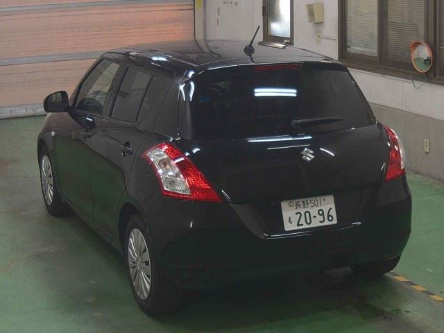 05.jpg