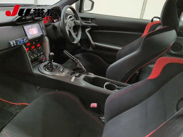 0705e0cbf3cb4203d7b8ed0f6e2f7f67.jpg