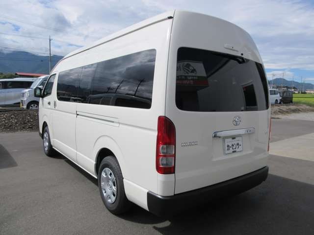 d68dcc477e10c078e6c85031ddaf0adf.jpg