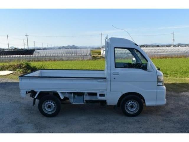 27185223_carP_l_4.jpg