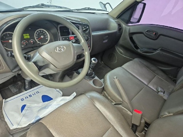 6071000659R6.jpg