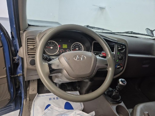 6071000659R8.jpg