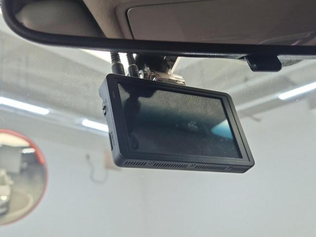 6041500243R16.jpg