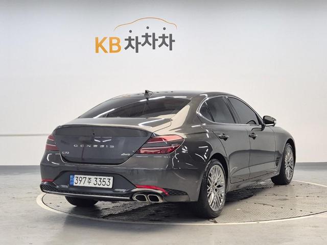 6041500995R3.jpg