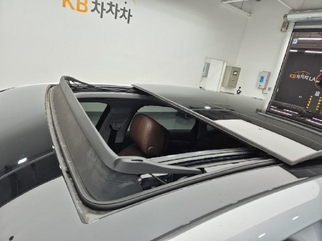 6081002318R13.jpg