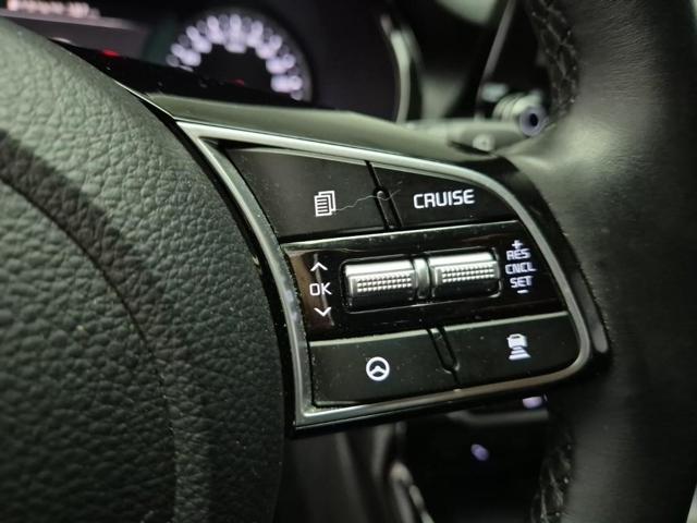 6011002899R16.jpg
