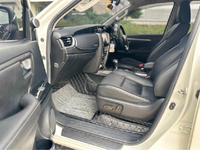 b818ea5784494f0bd72cb4c6dea45426.jpeg