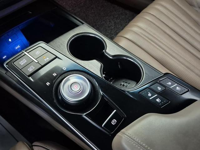 6011002040R8.jpg