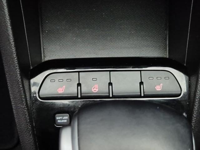 5121003315R17.jpg