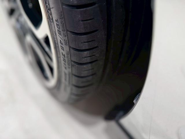 a233f8eba3011f16e94768280fa6e47f.jpg