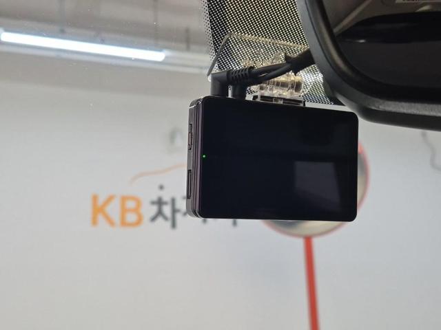 6041500926R17.jpg