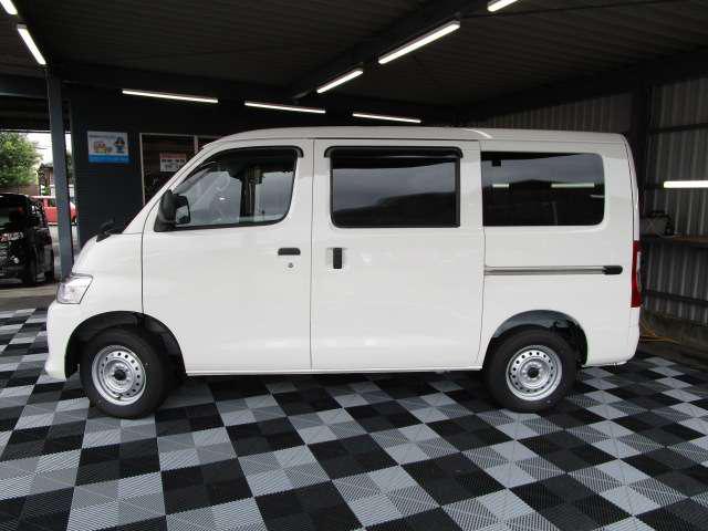 ca27350d9b12dc1e5e519dd38639eeae.jpg