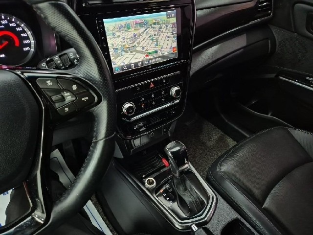 6101001624R10.jpg