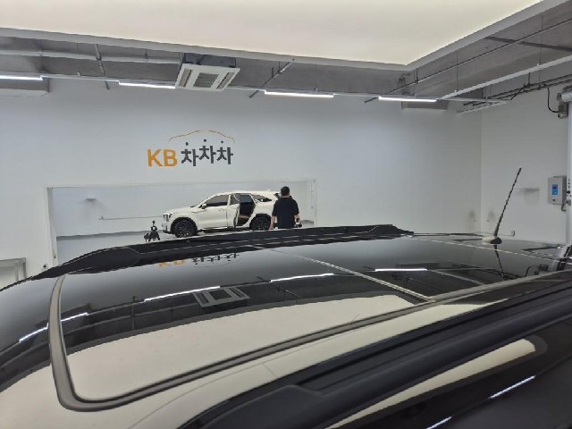 6081501786R13.jpg