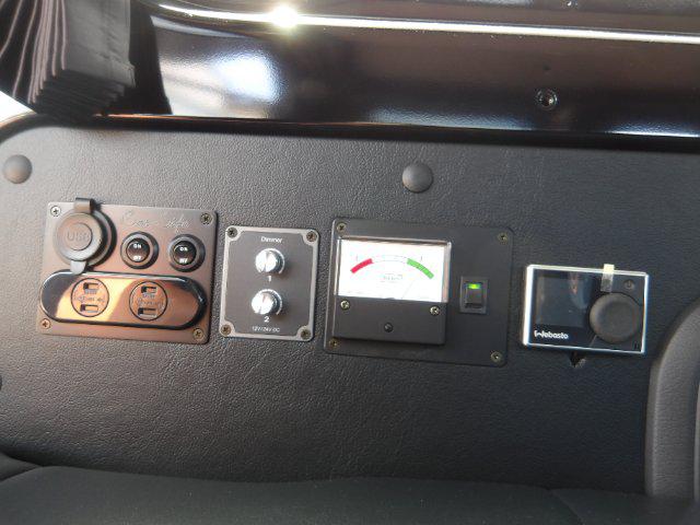 b81afde1bac61ac66e8b35a57ac1b444.jpg