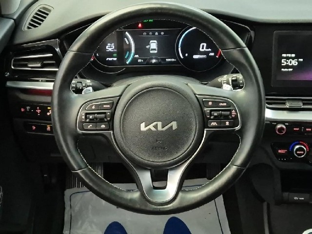 6081501724R9.jpg