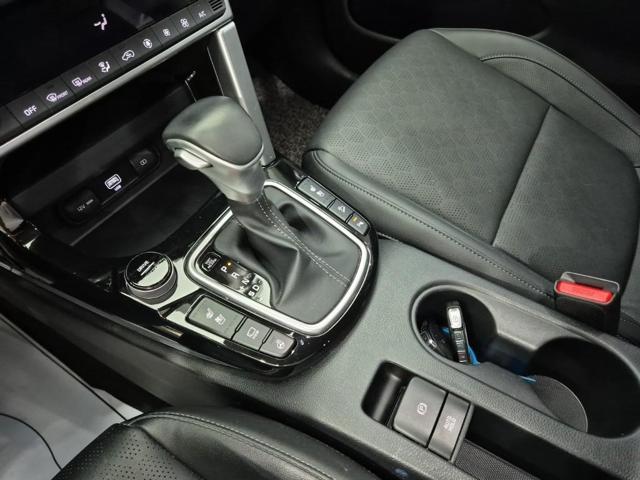6051000871R8.jpg