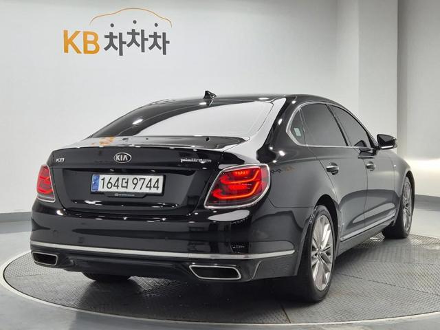 6051000577R3.jpg