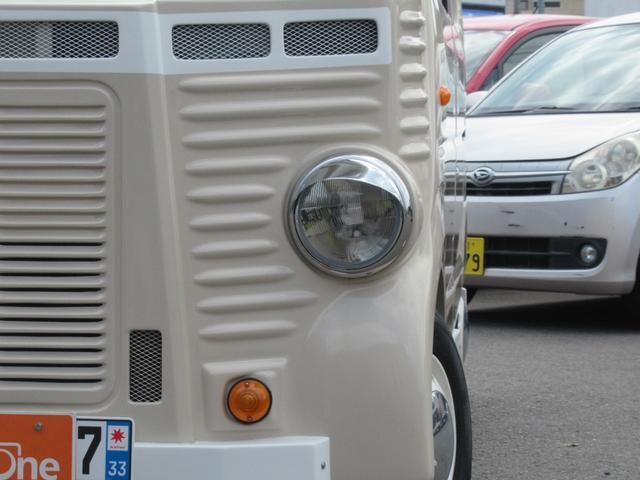 0509883A30260925W00216.jpg