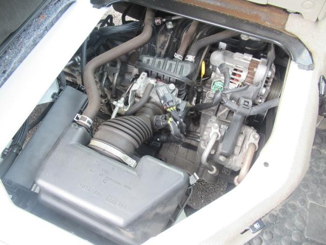 0509883A30260925W00217.jpg