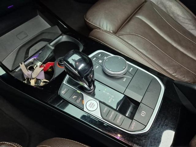 6041000697R8.jpg