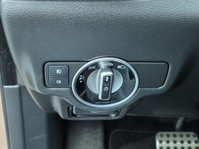6051001382R17.jpg