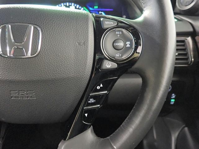 0201190A30261029W00906.jpg