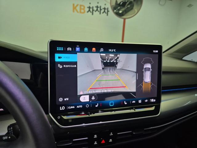 6051501233R15.jpg