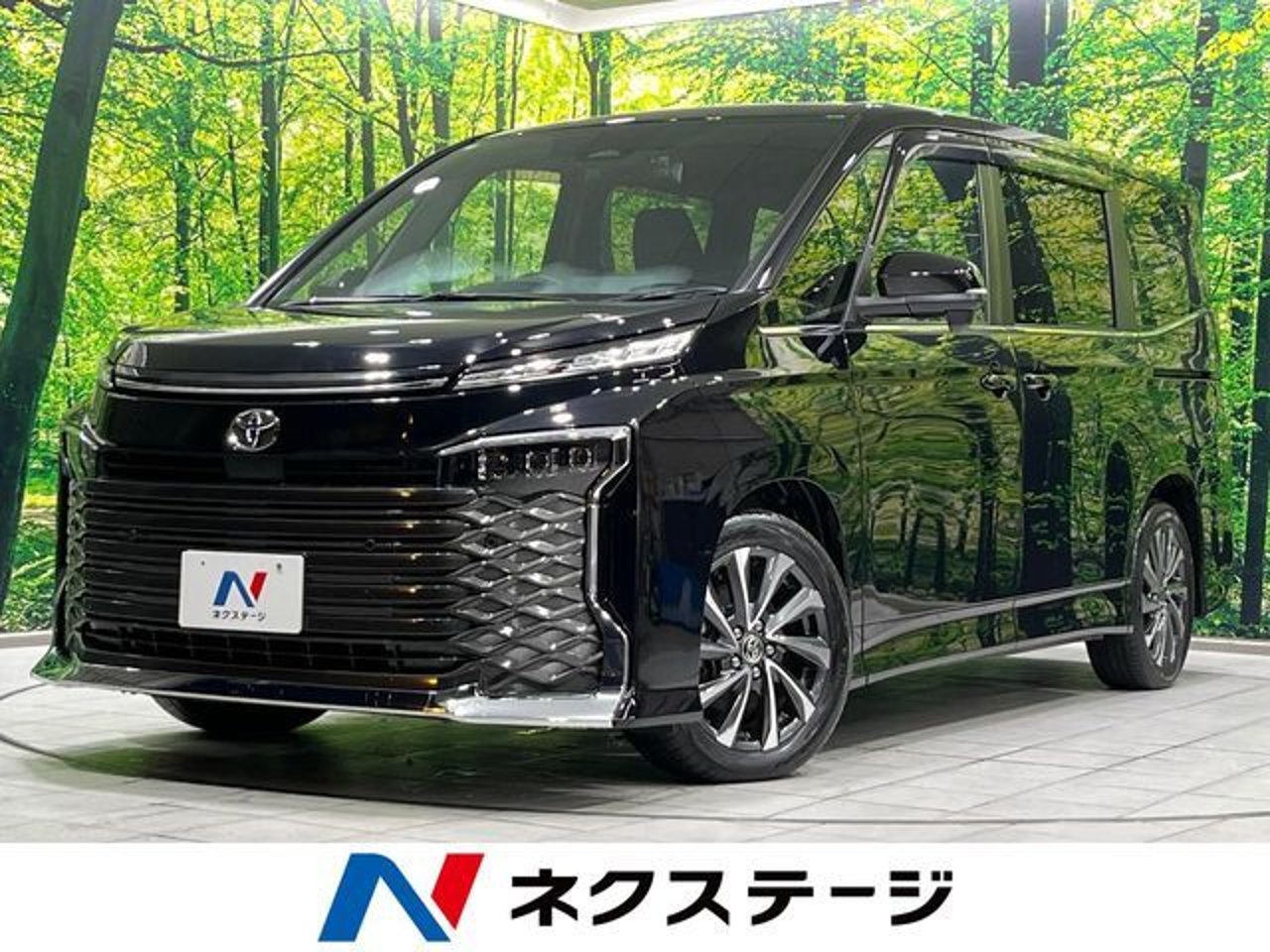 2024 Toyota Voxy, photo 1 of 1