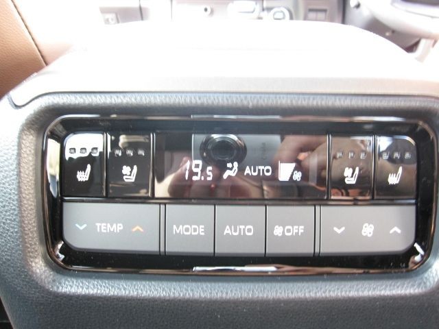 9b7508ee8adcdce6f5654713ffc99728.jpg