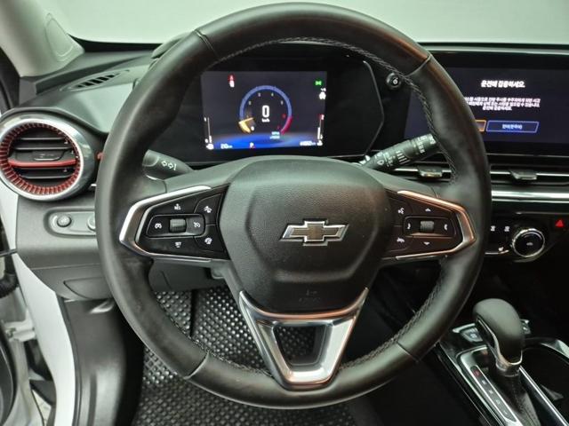 6051000484R9.jpg