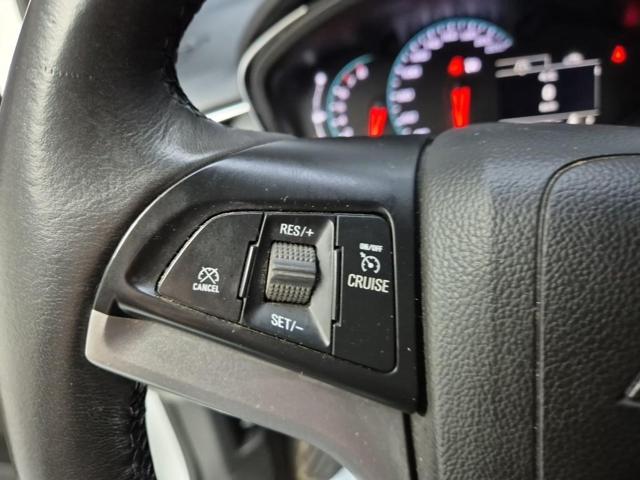 6051000097R15.jpg
