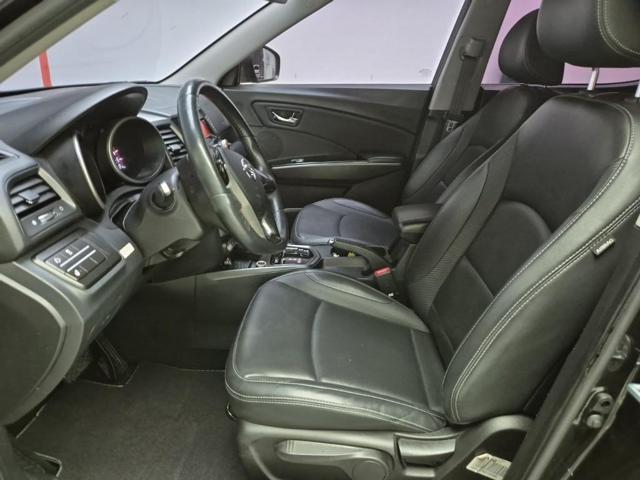 6051000526R11.jpg