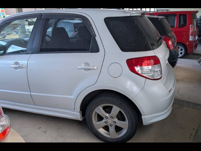 09f7e064d46687378df6bb78e885216d.jpg