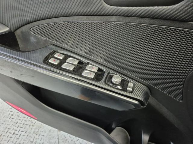 6011500648R17.jpg