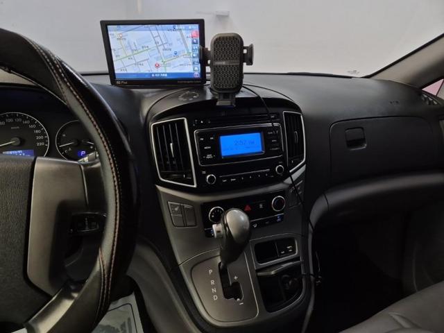 6051500271R10.jpg