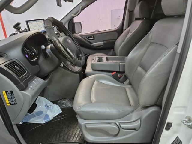 6051500271R11.jpg