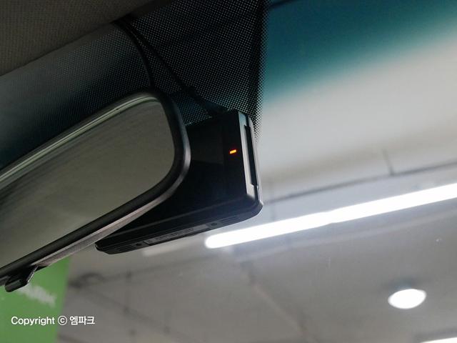 6051001495R15.jpg