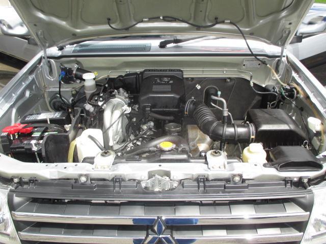 0540224A30250811W00118.jpg